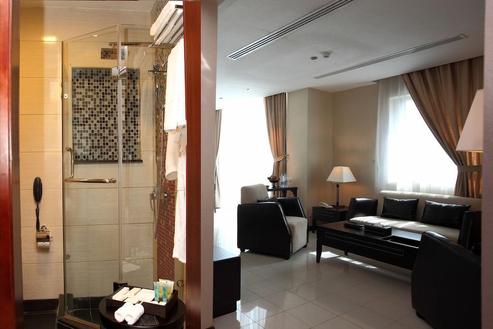 โรงแรมโกลเด้น ทิวลิป อัล ญูเบล Jubail ภายนอก รูปภาพ