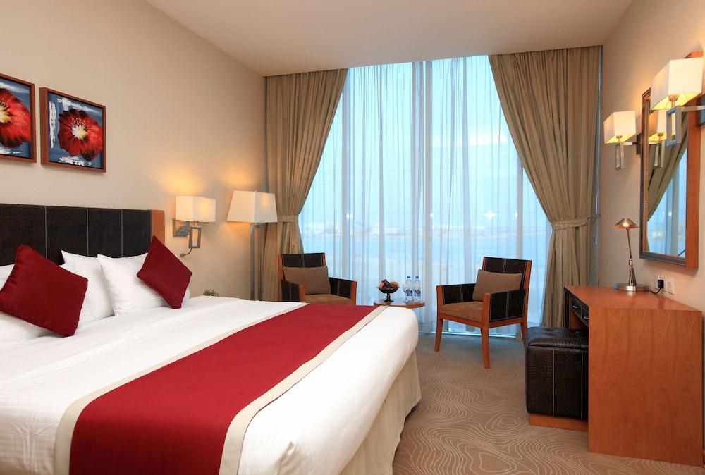 โรงแรมโกลเด้น ทิวลิป อัล ญูเบล Jubail ภายนอก รูปภาพ