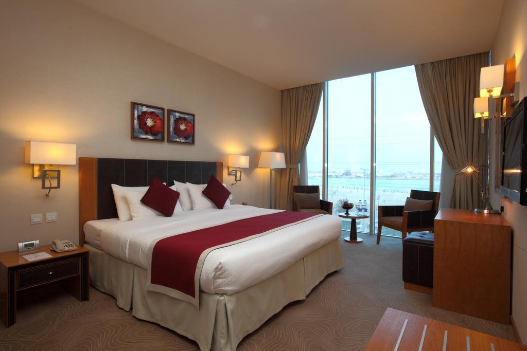 โรงแรมโกลเด้น ทิวลิป อัล ญูเบล Jubail ภายนอก รูปภาพ